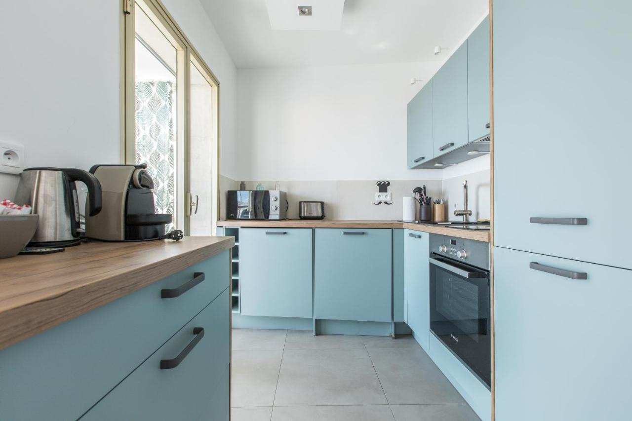 Lb Vacation Rentals I Admire Panoramic Ocean Views Through Walls Of Windows คานส์ ภายนอก รูปภาพ